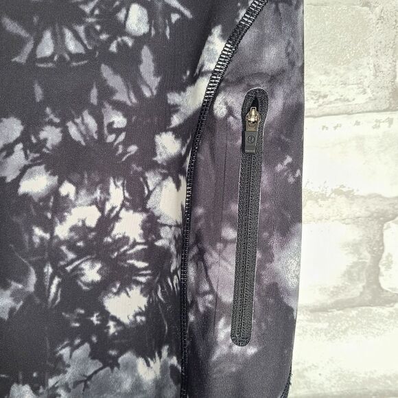 Lululemon Sun Runner Crops Gray Black Size 6 - Picture 5 of 8